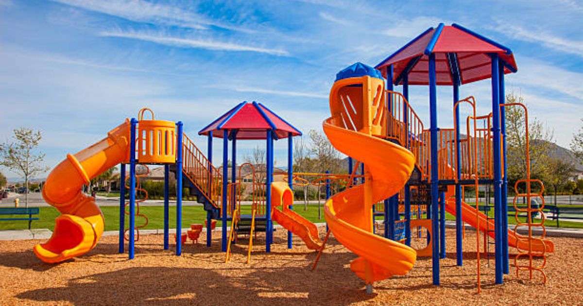 Playground Equipment Cleaning