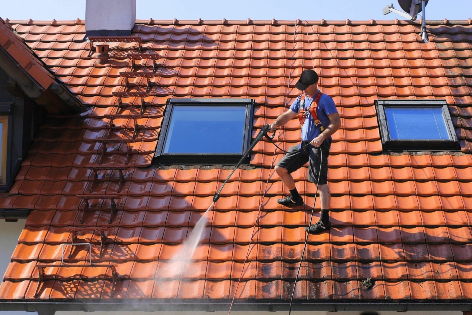 Expert roof cleaning for enhanced curb appeal and longevity.