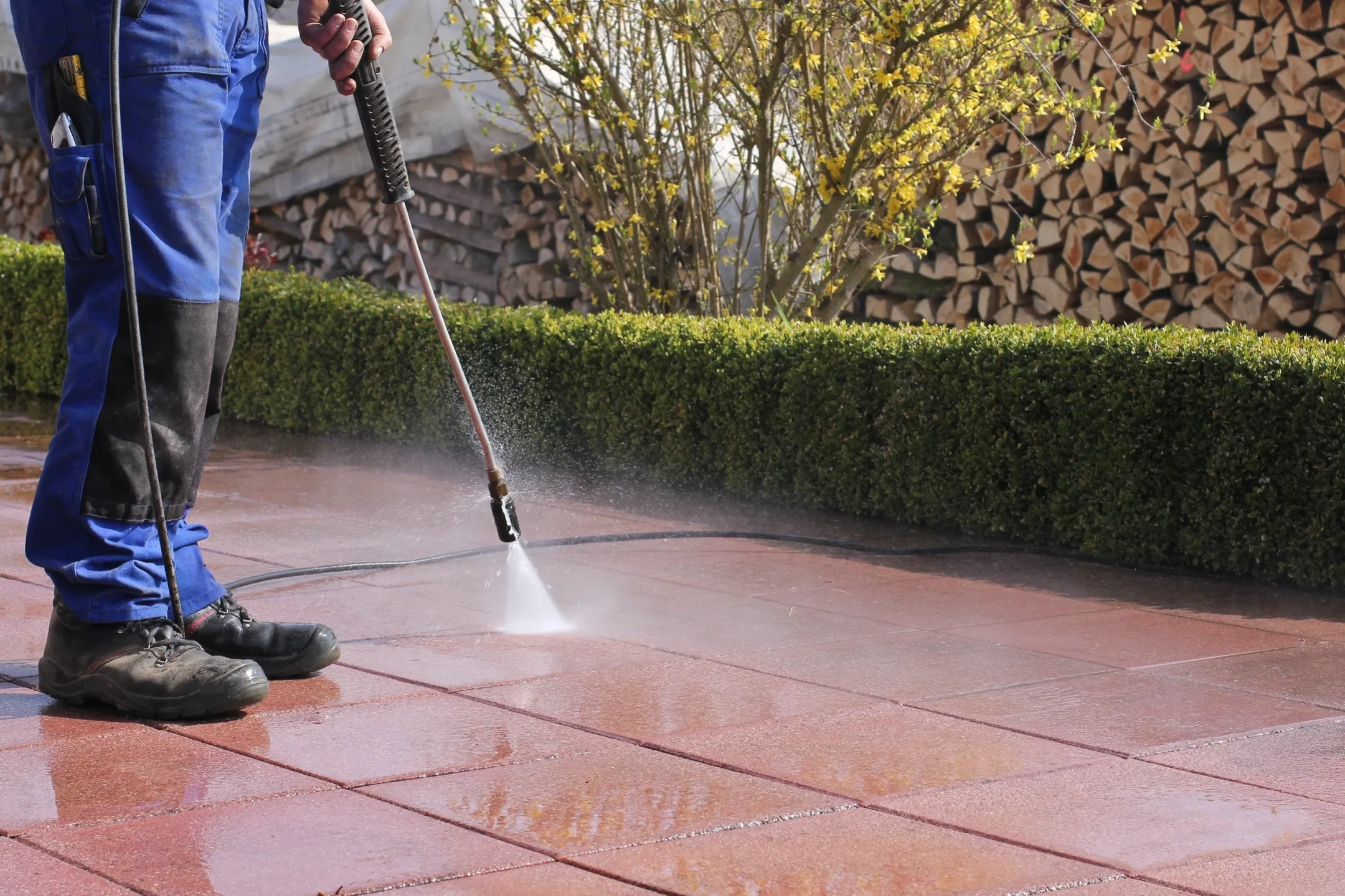 Pavement Pressure Cleaning